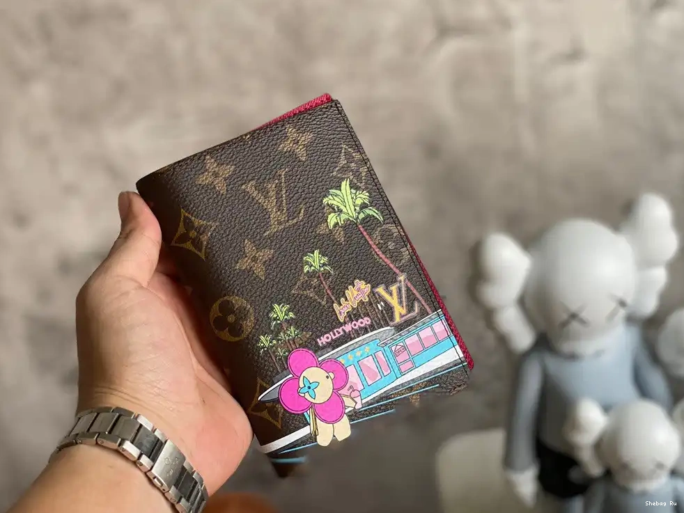 COVER LOUIS PASSPORT VUITTON 0527